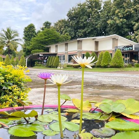 Отель The Orchid House Nong Kung Yai Экстерьер фото